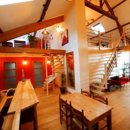 La Grange De Marie A St Angel - Magnifique Grange Renovee En Loft Pour 1 A 6 Pers Villa Saint-Angel  Luaran gambar